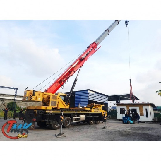 รถเครนให้เช่า ชลบุรี - ต้นมหานครเครน - เช่าเครนพนัสนิคม
